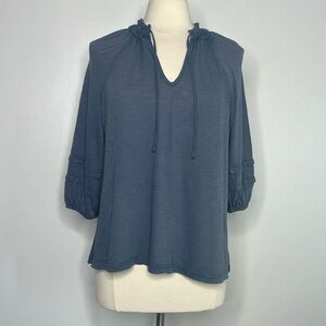Wonderful blue knit 3/4 balloon sleeve top, size Petite small NWT